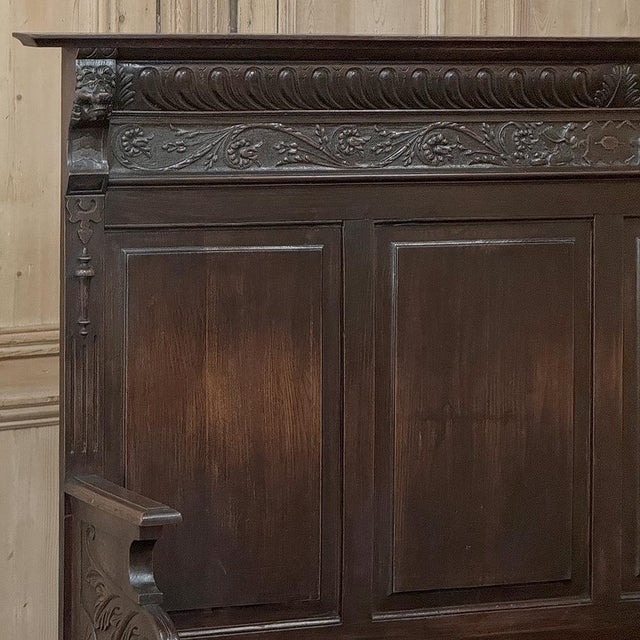 19th Century English Renaissance Revival Oak Hall Bench For Sale In Dallas - Image 6 of 17