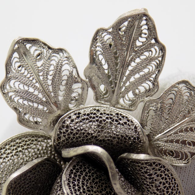 Vintage Italian Handmade Genuine Silver Filigree Rose Shaped Brooch, 1970s For Sale - Image 6 of 13