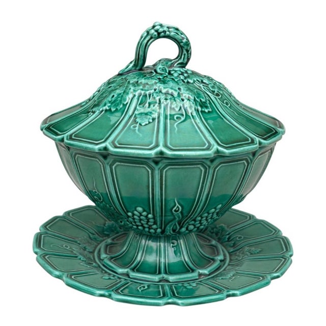 Late 19th Century English Green Majolica Geranium Plate, Circa 1880 For Sale - Image 5 of 6