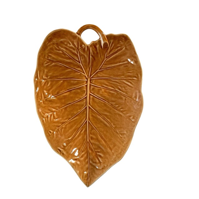 A bold, sun-drenched stunner from Portugal’s most iconic ceramic house: this is the coveted Bordallo Pinheiro...