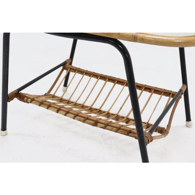 Coffee table designed by Dirk van Sliedregt for Rohe Noordwolde in the 1960s. The table has a black lacquered steel frame...