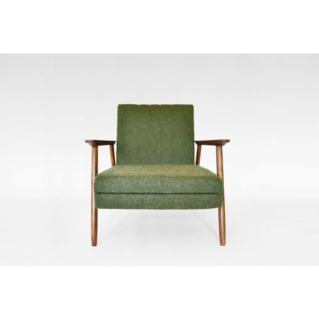 Vintage Convertible Sleeping Armchair by Valerija Ema Cukermanienė for Vilniaus Baldų Kombinatas, 1960s For Sale - Image 4 of 8