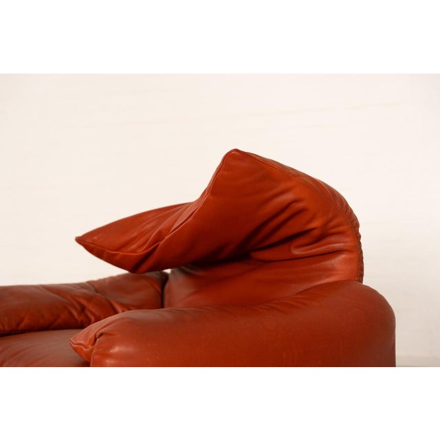 Maralunga Lounge Chair by Vico Magistretti for Cassina, 1970s For Sale - Image 6 of 12