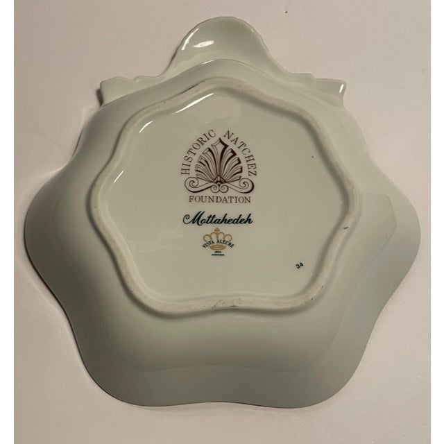 1980s Mottahedeh for Historic Natchez Shell Dish For Sale - Image 5 of 6