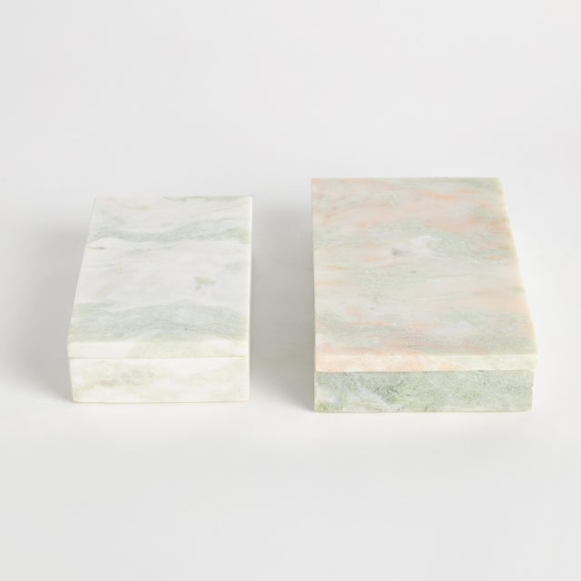 Kenneth Ludwig Chicago Johanna Marble Lidded Boxes, Set Of 2 For Sale - Image 4 of 5