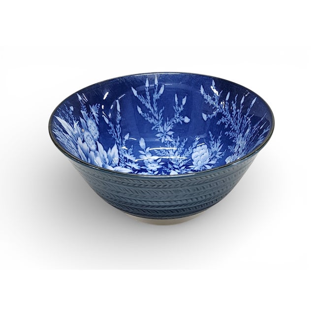 Vintage Blue & White Floral Asian Rice Bowl Mino Ware Nishido Kiln, 1950s. Excellent condition. Detailed blue and white...