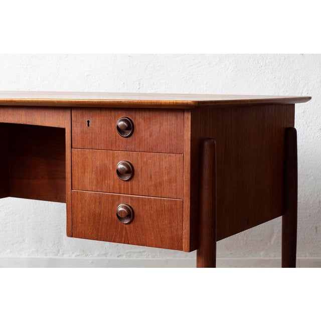 Mid-Century Modern Scandinavian Teak Desk with Six Drawers, 1960s For Sale - Image 4 of 6