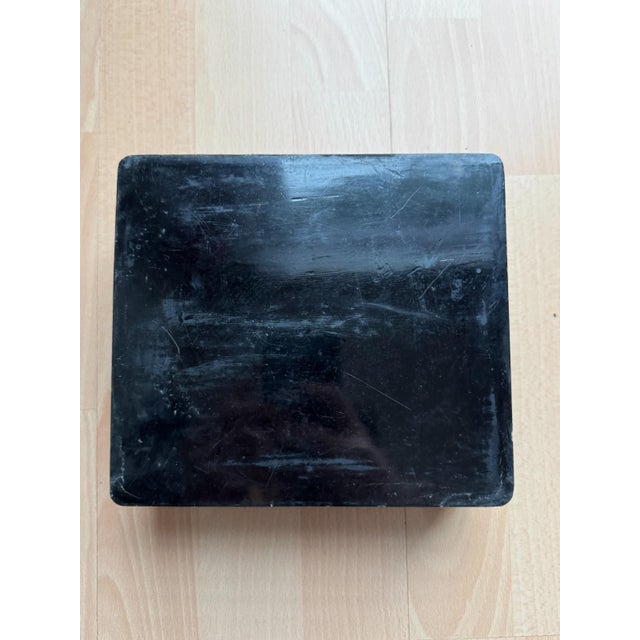 Antique 20th Century Japanese Lacquer Box with Fuji Landscape, 1920s For Sale - Image 9 of 11