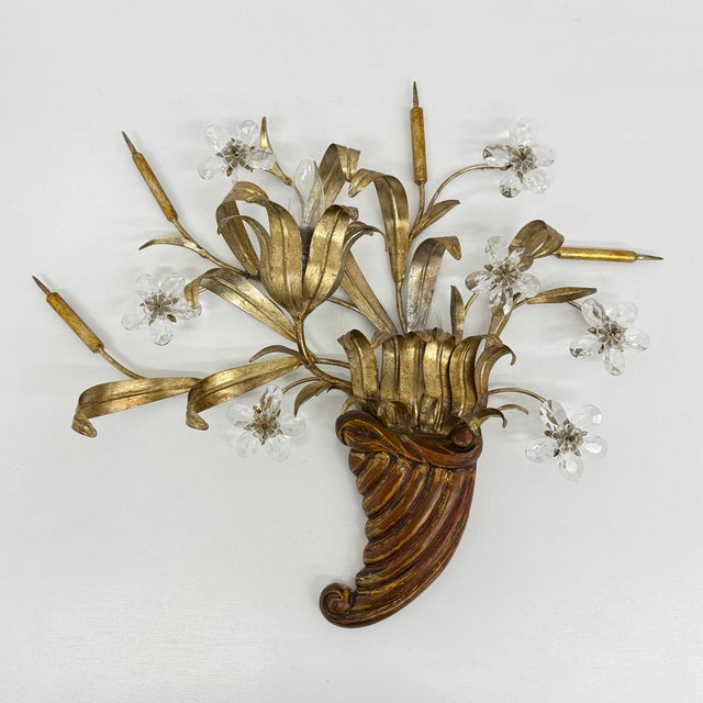Metal Mid-Century Crystal Flower Bouquet Wall Sconce in the style of Banci, 1970s For Sale - Image 7 of 18