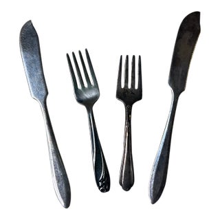 1970s Mid-Century Modern Petite Appetizer Utensils Collection - Set of 4 For Sale