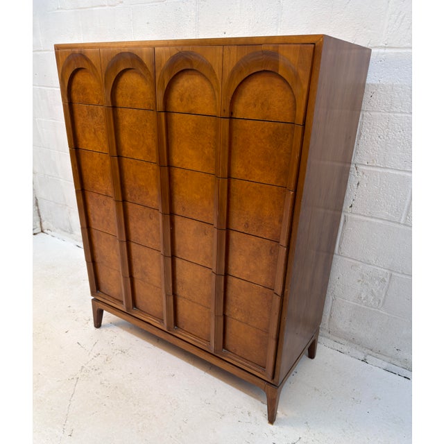 Mid-Century Modern Mid-Century Sculptural Arched Walnut and Burlwood Highboy Dresser by Thomasville For Sale - Image 3 of 17