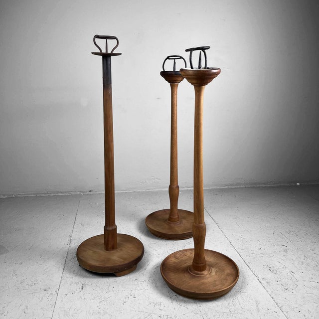 Contemporary Taishō Japanese Shokudai Temple Candlesticks, 1920, Set of 3 For Sale - Image 3 of 17