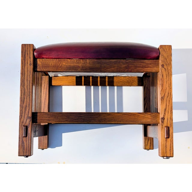 1990s Authentic Stickley Mission Oak Spindle Footstool #89-395 – April 1991 – Mint Condition For Sale - Image 9 of 10