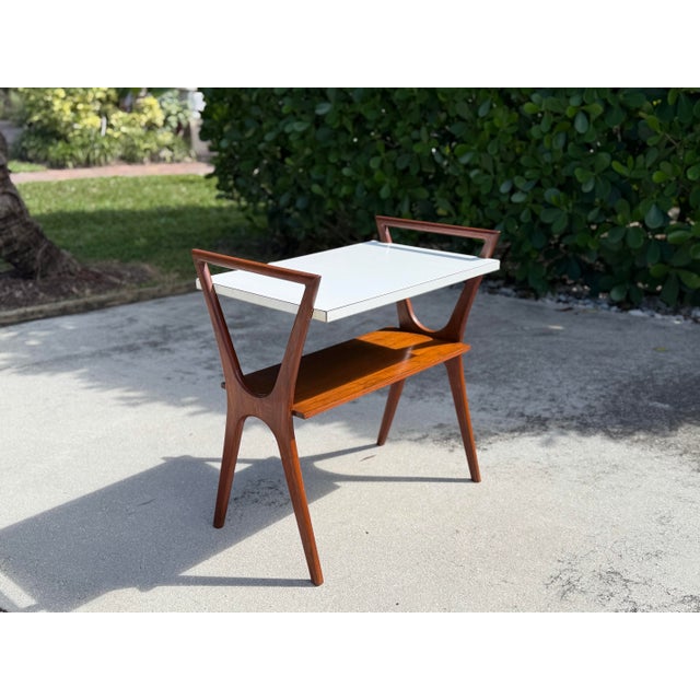 Mid-Century Modern Mid 20th Century Modern Sculptural Wood Side Table For Sale - Image 3 of 10