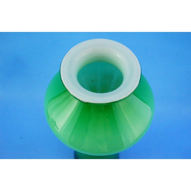 Vintage Green Glass Vase by Jerzy Sluczan-Orkusz for Tarnowiec Glassworks, 1980s For Sale - Image 10 of 18