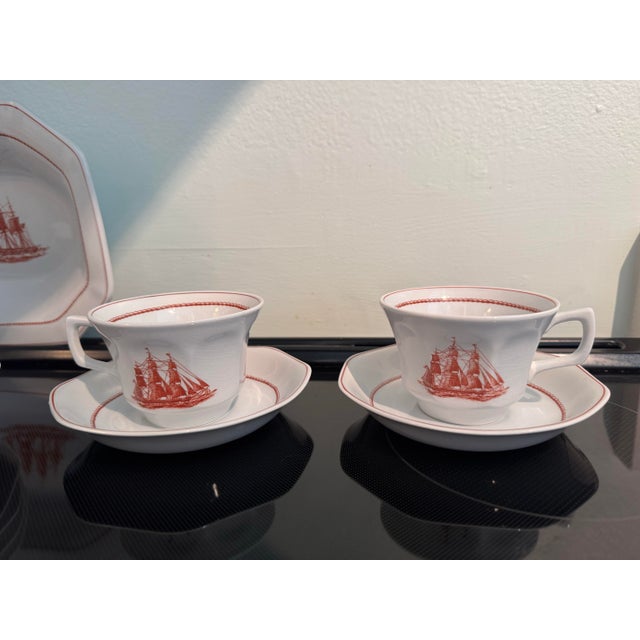 Late 20th Century Late 20th Century Wedgwood Flying Cloud Ann McKim Georgetown Collection England - Set of 21 For Sale - Image 5 of 12