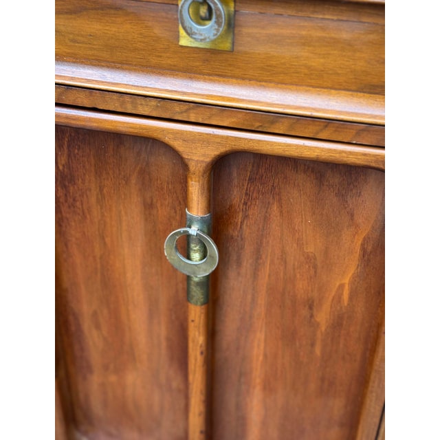Mid 20th Century Modern Walnut Dresser by Detroit Furniture For Sale - Image 10 of 12