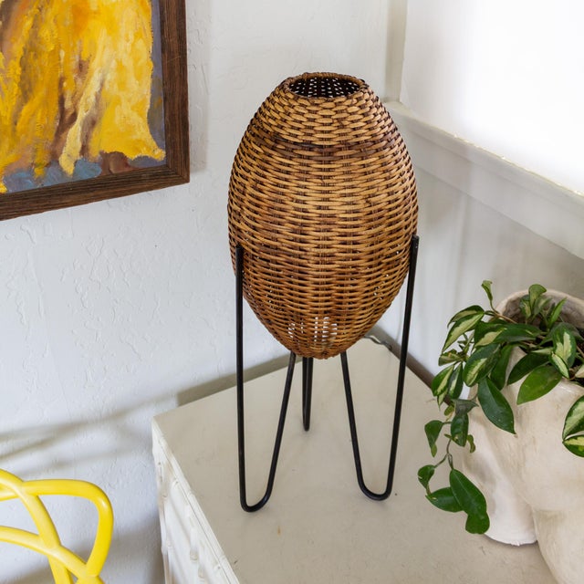 Paul Mayen Rattan Wicker Beehive Lamp on Hairpin Legs 1965 For Sale - Image 9 of 16
