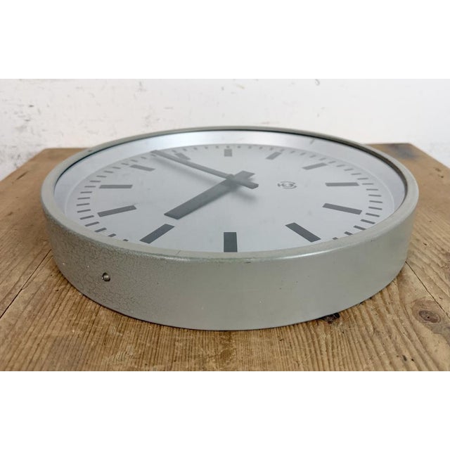 Vintage Industrial Station Wall Clock from TCW, 1960 For Sale - Image 13 of 18