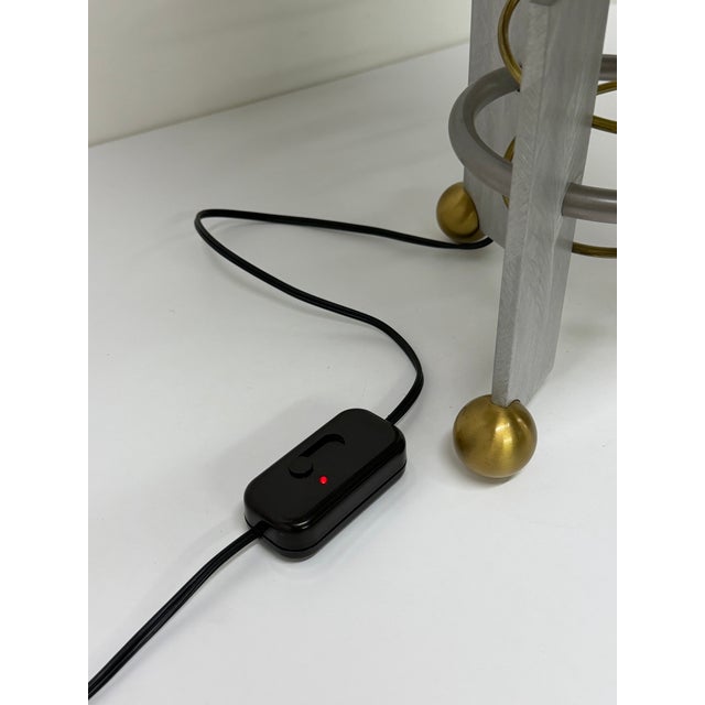 Robert Sonneman Modernist Aluminum and Brass Table Lamp for Kovacs, 1990 For Sale - Image 15 of 17