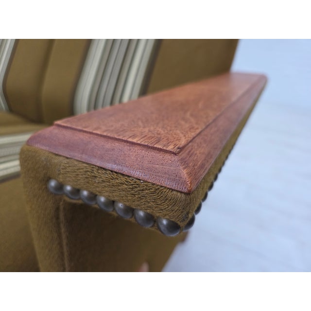 Mid-Century Modern Danish 3-Seater Sofa in Furniture Wool and Oak Wood, 1970s For Sale - Image 3 of 17