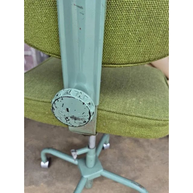 Avocado 1970s Avocado Dept of Education MCM Industrial Rolling Chair For Sale - Image 8 of 13