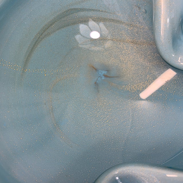 1950s Pristine Mid-20th Century Modern Murano Robin’s Egg Blue & Opaline Cased Glass Bowl by Alfredo Barbini For Sale - Image 5 of 7