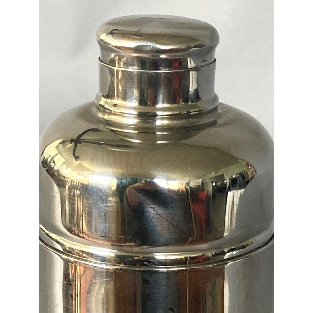 Contemporary 1960s High Quality Stainless Steel Cocktail Shaker, Minimalist Design For Sale - Image 3 of 3