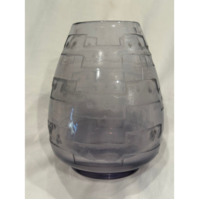 Vintage Art Glass Vase For Sale - Image 4 of 8