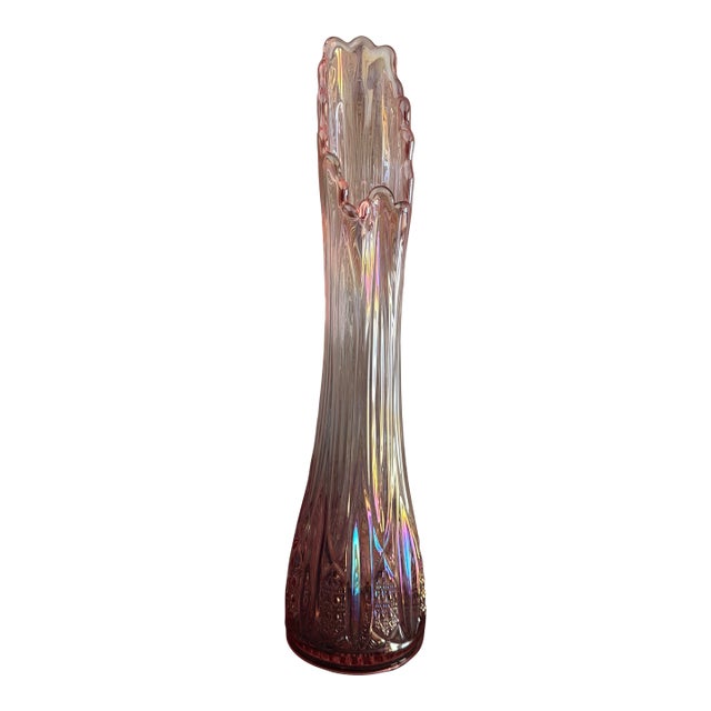 1960s l.e. Smith Pink Iridescent Carnival Glass Swung Vase, "Diamond Butt" Pattern. Approx 17.5” Tall For Sale
