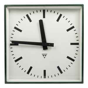 C 401 Clock from Pragotron, 1970s