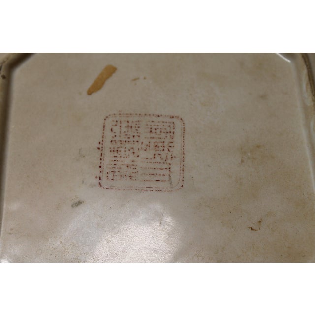 Pair of 19th Century Octagonal Trays or Shallow Bowls in the Famille Rose For Sale - Image 6 of 8