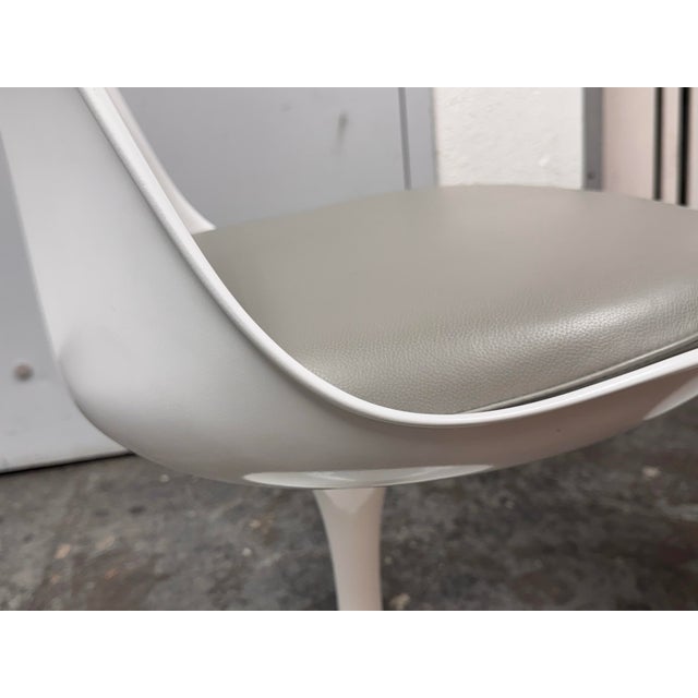 Gray Eero Saarinen for Knoll Tulip Armless Swivel Chairs, Set of Four For Sale - Image 8 of 12