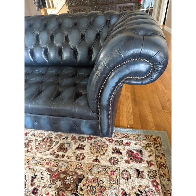 Mid 20th Century English Leather "Chesterfield" Sofa For Sale In Nashville - Image 6 of 6