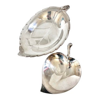 Mid 20th Century Silverplate Leaf Bowls Set – 1847 Rogers Bros International Silver For Sale