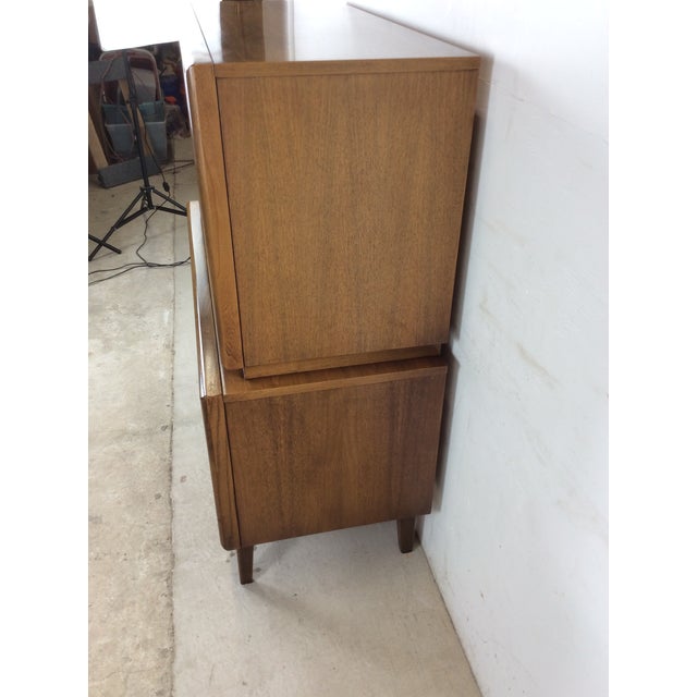 Mid Century Modern Highboy Dresser With Diamond Fronts by United Furniture For Sale - Image 14 of 15
