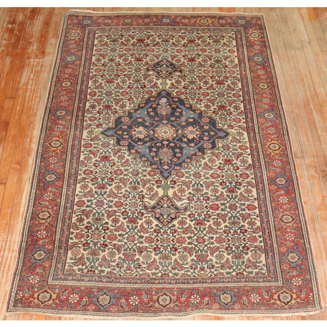Early 20th Century Ivory Field Persian Bidjar Rug - 4'7" x 7'7" For Sale - Image 10 of 12