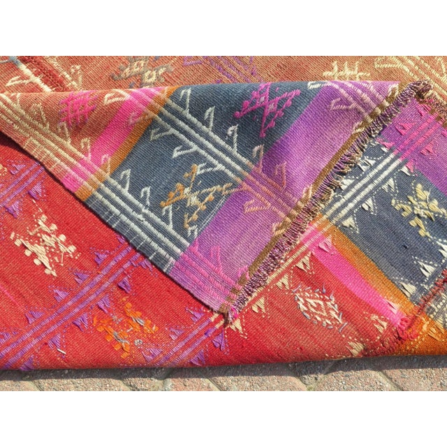 Mid 20th Century Vintage Turkish Handmade Kilim Area Rug For Sale - Image 4 of 11