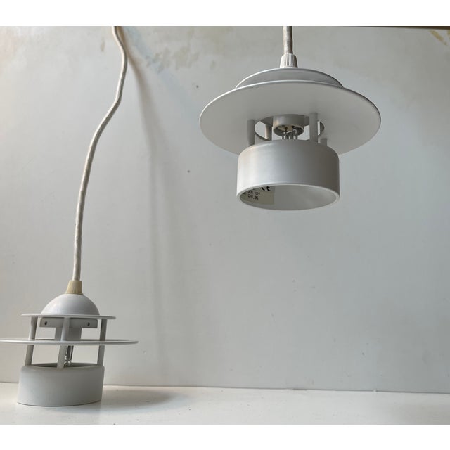 Contemporary Minimalist Planet Orbit White Ceiling Pendant Lamps by Jens Møller Jensen for Louis Poulsen, 1990s, Set of 2 For Sale - Image 3 of 8