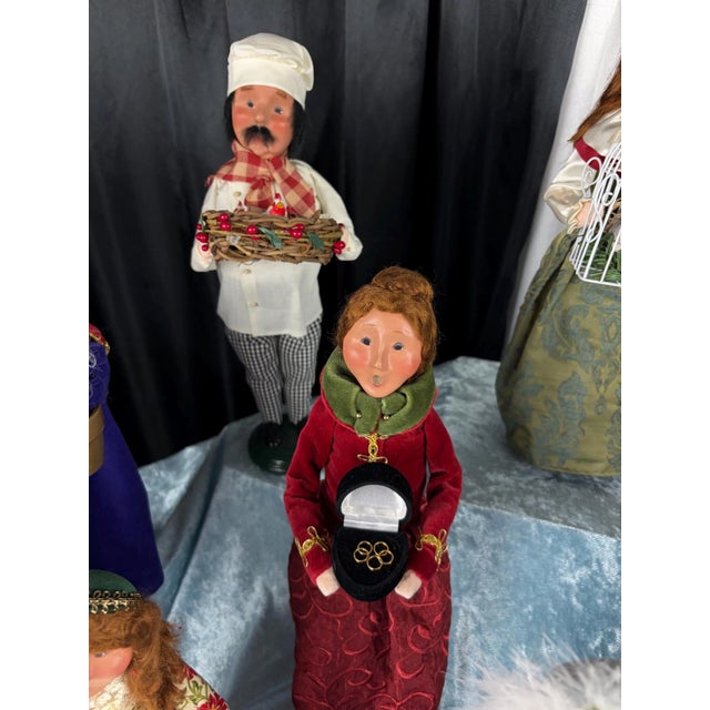 Vintage Byers' Choice Twelve Days of Christmas Collection | Complete Holiday Series Vignette With Rare Piping Piper & Swan Lady Heritage Set For Sale - Image 4 of 13