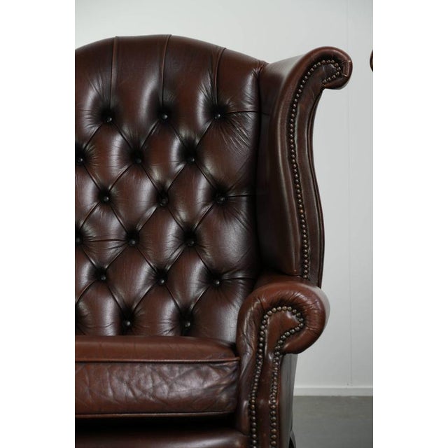 English Chesterfield Cowhide Wing Armchairs, Set of 2 For Sale - Image 11 of 12