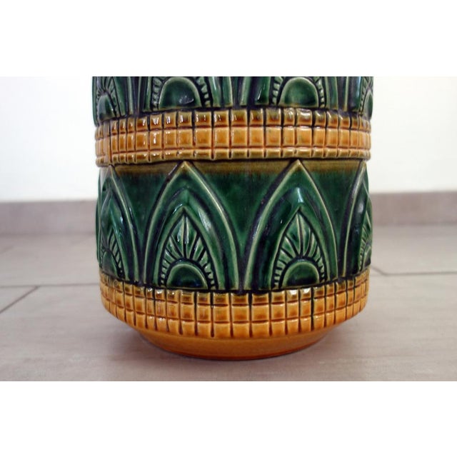 Umbrella holder floor vase dating from the 60s West Germany. Registration 1485/50. Beautiful state of conservation. Height...