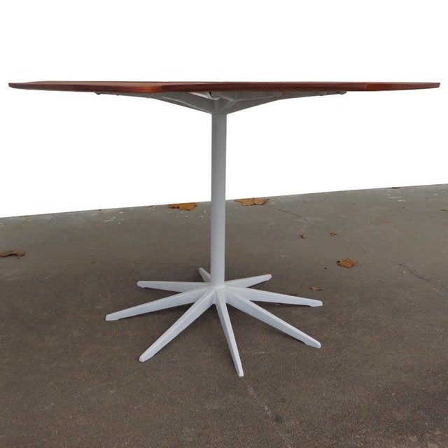 Mid-Century Modern 1970s Early Richard Schultz Redwood Petal Dining Table Need to Realign Petals For Sale - Image 3 of 7
