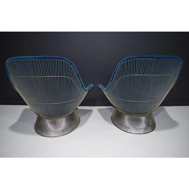 Mid-Century Modern Mid-20th Century Pair of Easy Chairs by Warren Platner for Knoll in Blue Mohair For Sale - Image 3 of 9