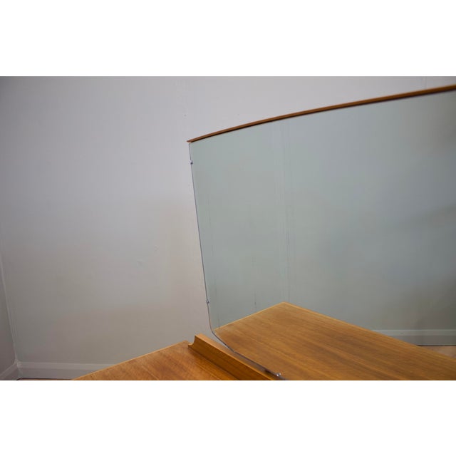 Wood Dressing Table in Walnut by Alfred Cox for Heals, 1950s For Sale - Image 7 of 8