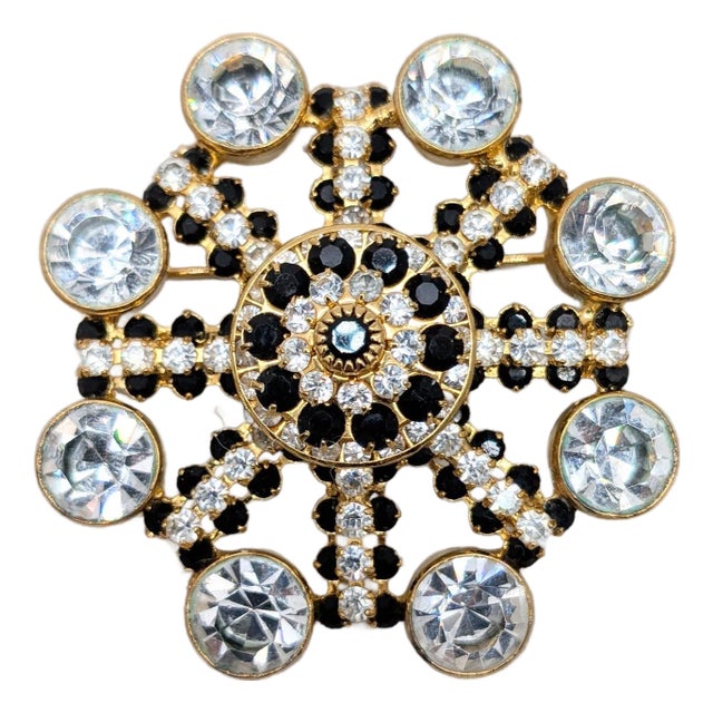 Vintage 1960s Signed Hobe Goldtone Faux-Onyx & Clear Rhinestone Brooch For Sale