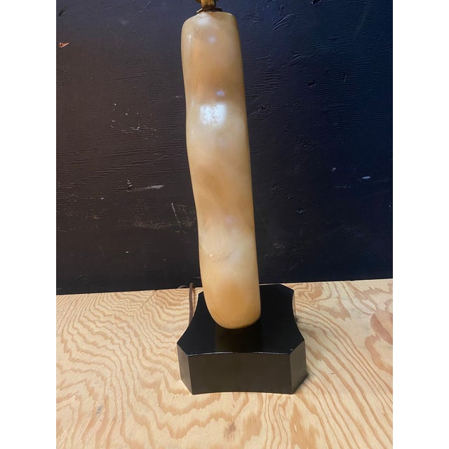 1950's Biomorphic Alabaster Table Lamp Designed by Maurizio Tempestini For Sale - Image 4 of 11