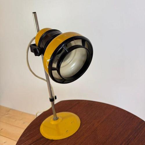 Metal Vintage Yellow Table Lamp, 1970s For Sale - Image 7 of 8