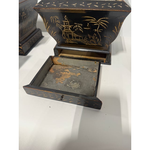 Chinoiserie Pair, Japanned Chinoiserie Tea Caddies W/ Sifter Drawers, English C. 1830 For Sale - Image 3 of 12