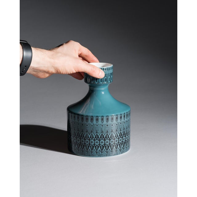 Turquoise Porcelain Vase and Lidded Box Set by Hans Theo Baumann for Rosenthal, 1964, Set of 3 For Sale - Image 14 of 17